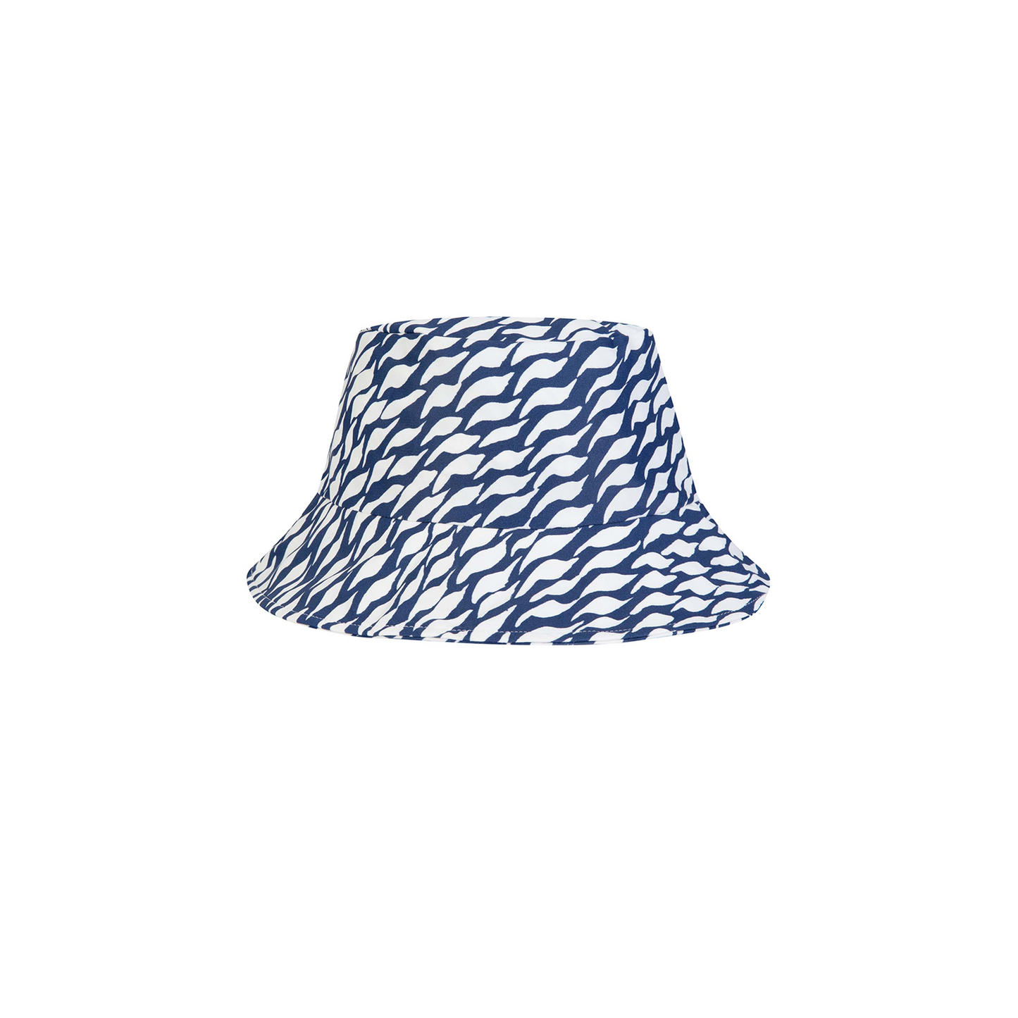 NADJA HAT IN OCEAN RIPPLE