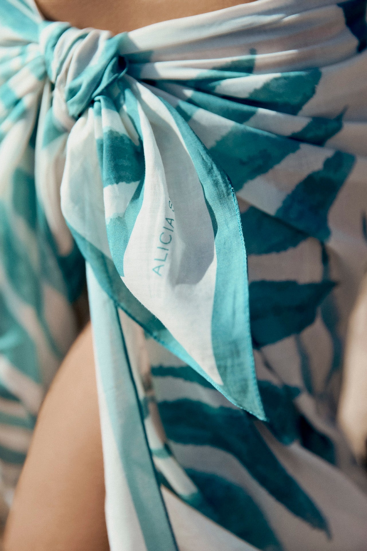 PAREO COVER-UP IN PALMS