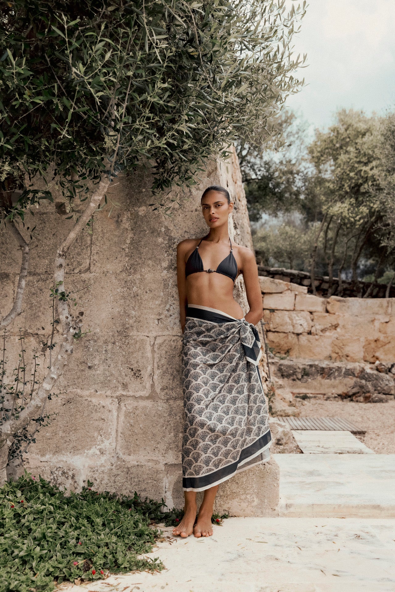 PAREO COVER-UP IN GATSBY